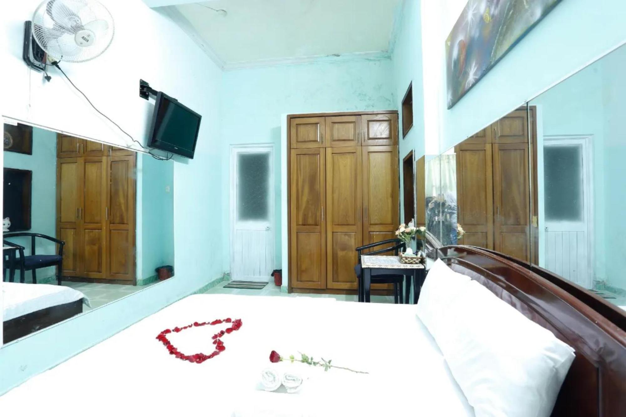 Hong Luc Hotel Hcm Thành Pho Ho Chí Minh Esterno foto