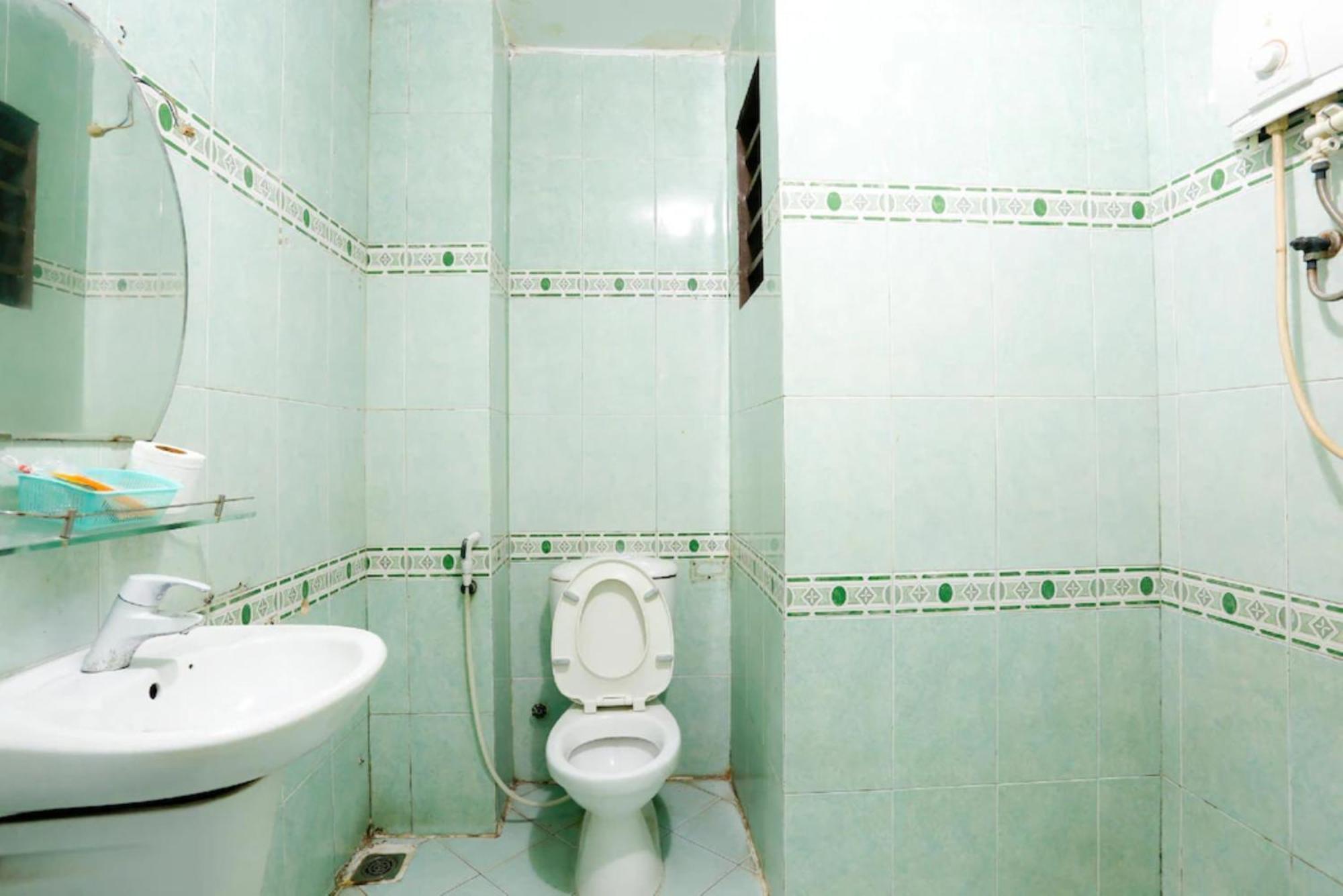 Hong Luc Hotel Hcm Thành Pho Ho Chí Minh Esterno foto