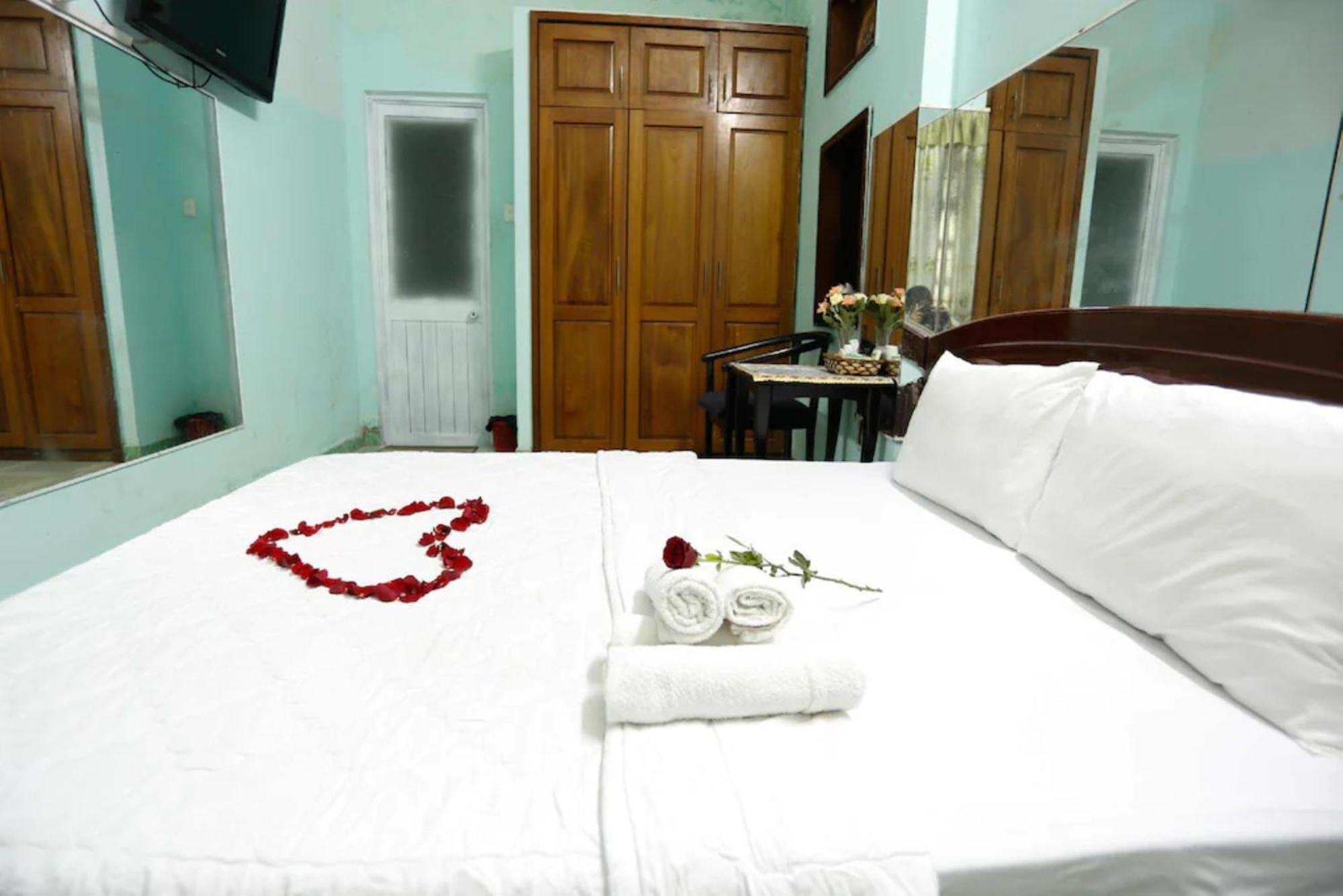 Hong Luc Hotel Hcm Thành Pho Ho Chí Minh Esterno foto