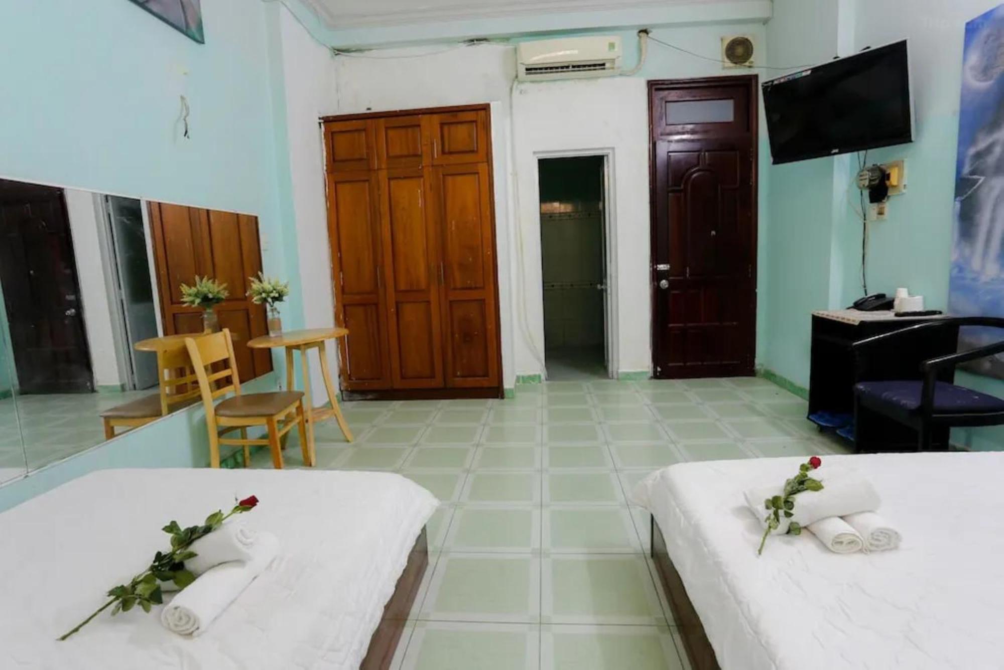 Hong Luc Hotel Hcm Thành Pho Ho Chí Minh Esterno foto
